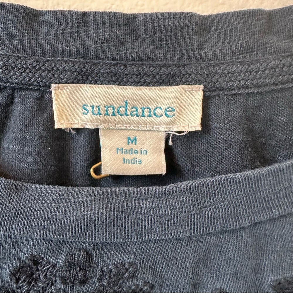 Sundance navy blue embroidered peasant style top size medium - Picture 3 of 13